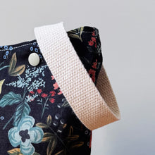 Load image into Gallery viewer, Black Amalfi gardens mini project bag with handle