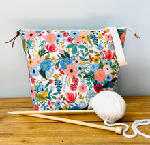 Load image into Gallery viewer, XL knitting project bag in Spring Floral