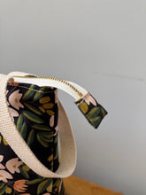 Load image into Gallery viewer, XL knitting project bag in black citrus