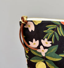 Load image into Gallery viewer, XL knitting project bag in black citrus