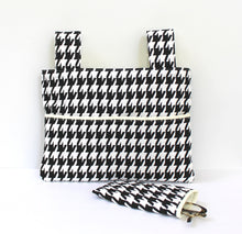 Load image into Gallery viewer, Black and white houndstooth walker bag