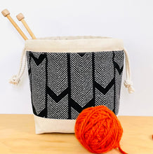 Load image into Gallery viewer, Minimalist black and white crafter's project bag