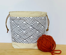Load image into Gallery viewer, Modern boho crafter's project bag