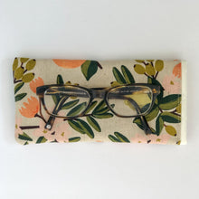 Load image into Gallery viewer, Rifle Paper co citrus floral soft glasses case
