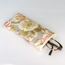 Load image into Gallery viewer, Spring blue floral soft glasses case