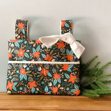 Load image into Gallery viewer, Rifle Paper Co poinsettia Christmas walker bag