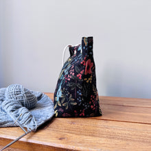 Load image into Gallery viewer, Black Amalfi gardens mini project bag with handle
